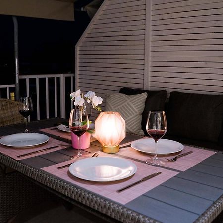 Loutraki Pinky Pearl Apartment ภายนอก รูปภาพ
