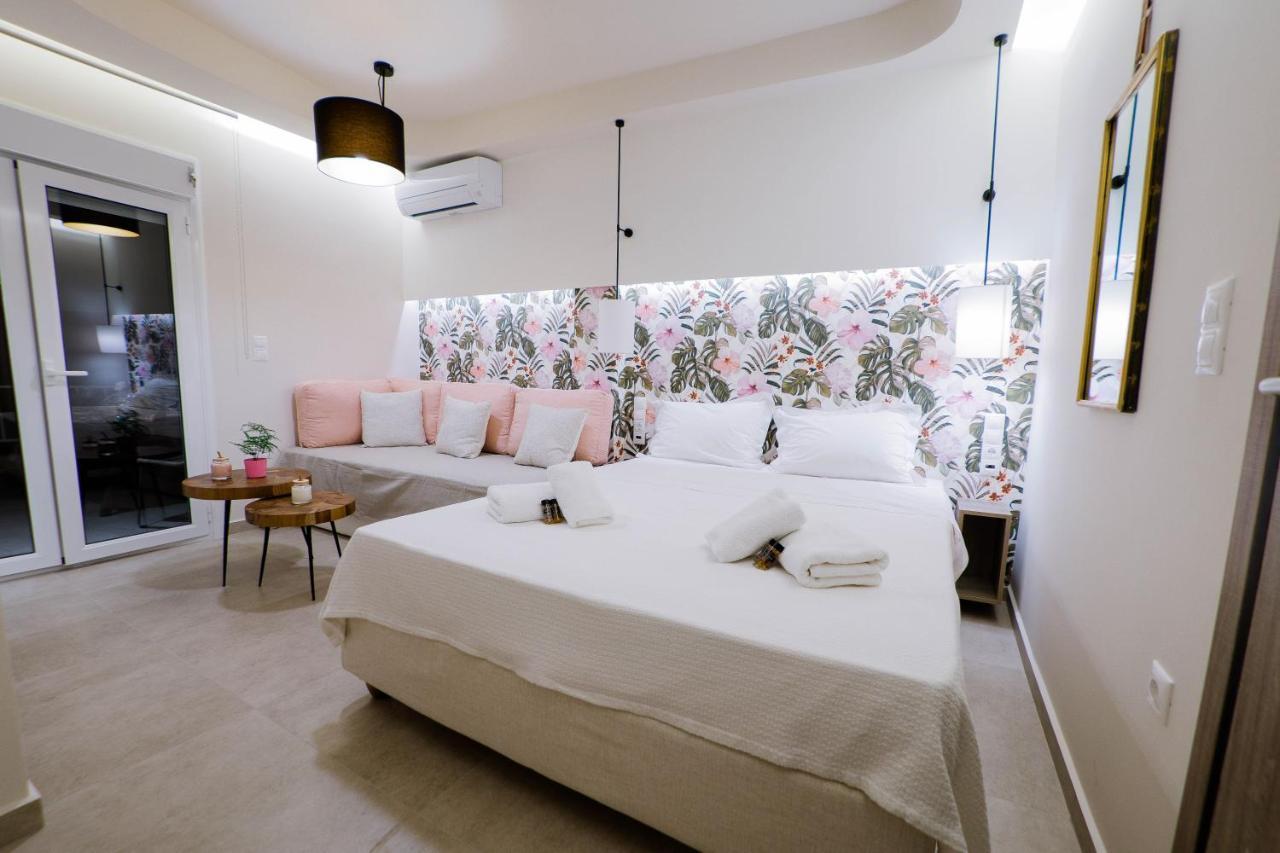 Loutraki Pinky Pearl Apartment ภายนอก รูปภาพ